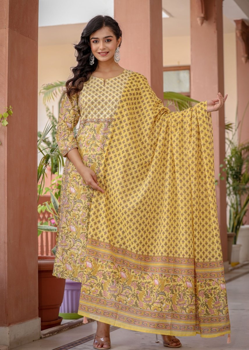 Golden Bloom Floral Cotton Kurta Pant Set with Dupatta - swadeshsouq.com