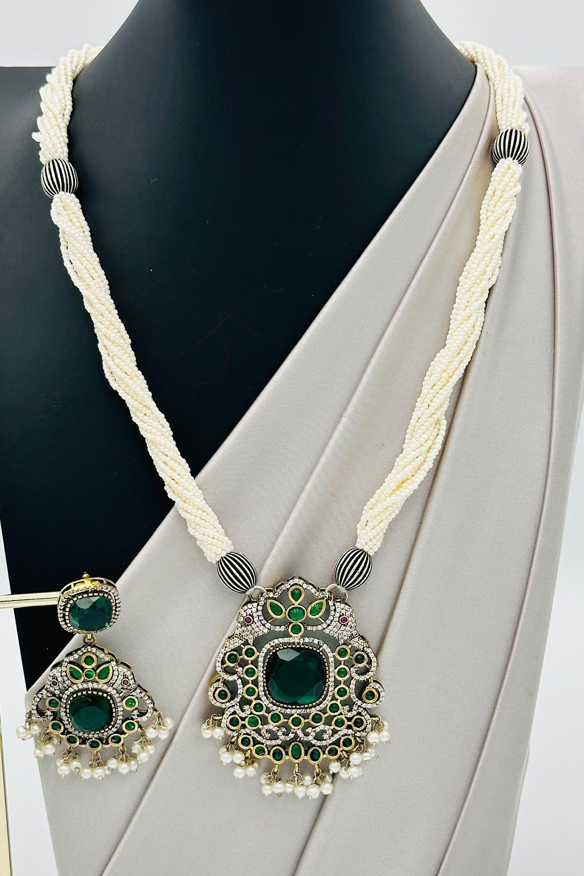 Pearl Mala Set with Silver Majesty - swadeshsouq.com