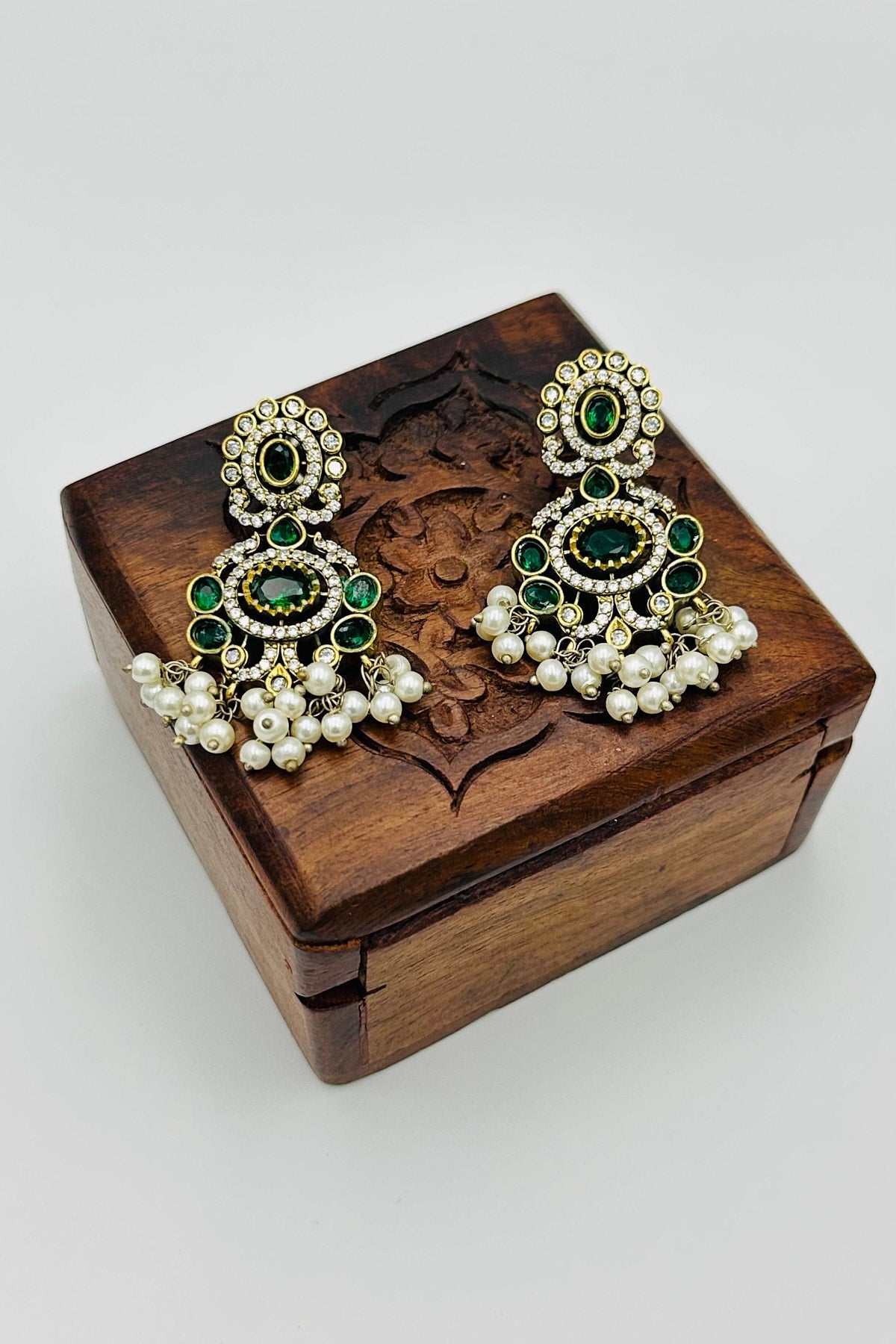 Premium Victorian Brass Long Necklace Set - swadeshsouq.com