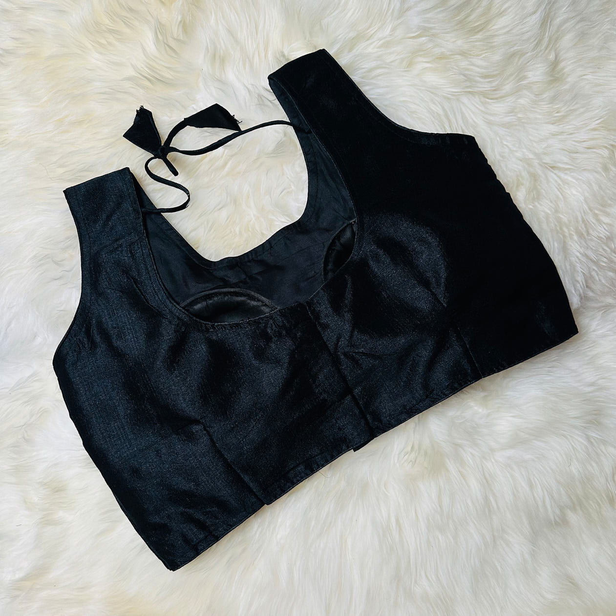 Classic Black Silk Blouse – Plus Size Perfect Fit (38 to 44) – Elegant & Versatile