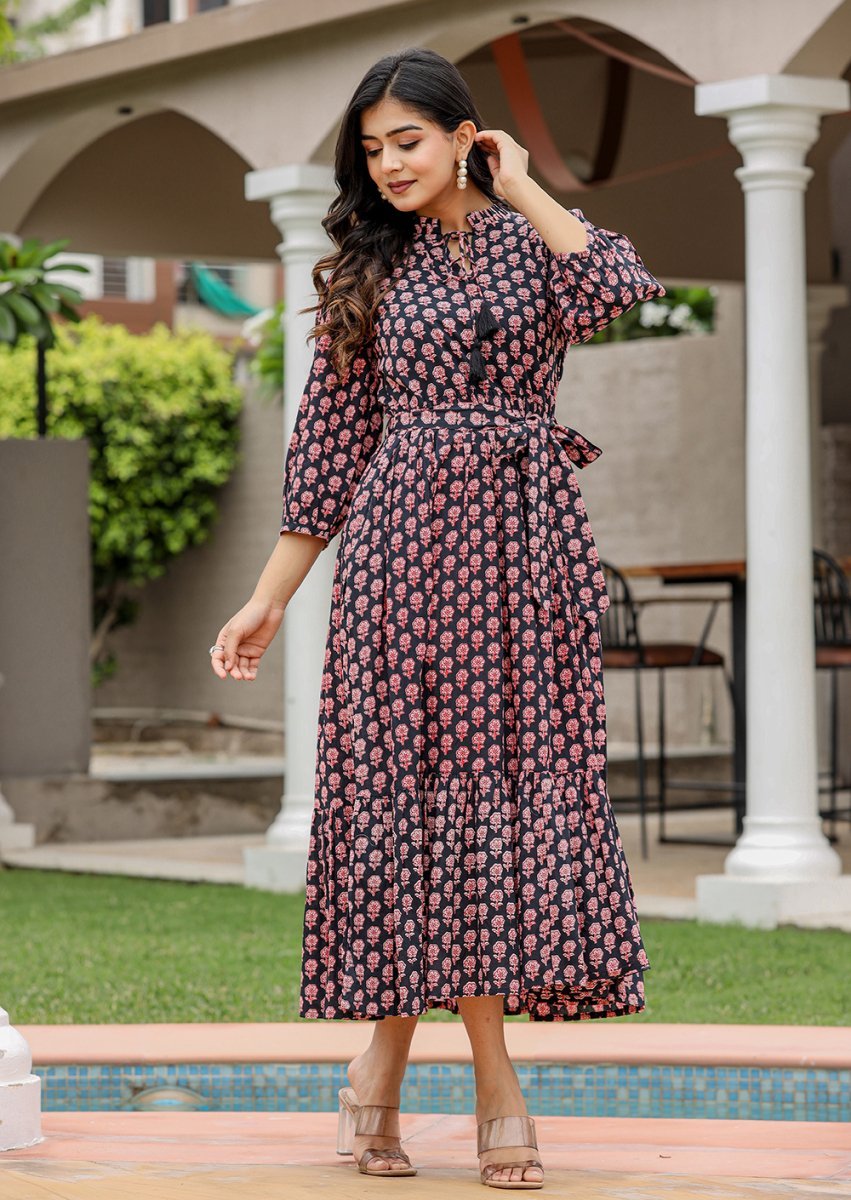 Black Floral Printed Cotton Dress - swadeshsouq.com