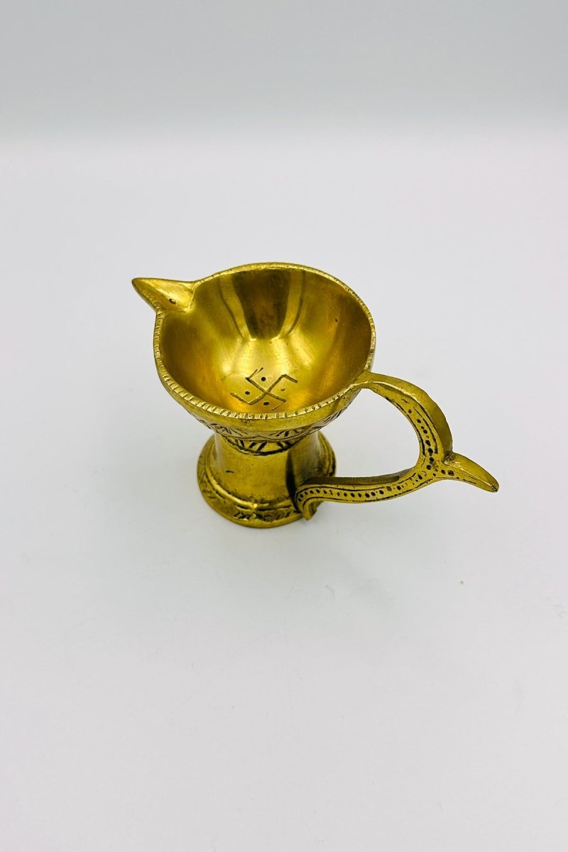 Elegant Brass Diya with Handle (set of 2) - swadeshsouq.com