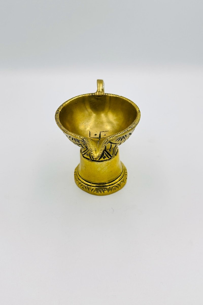 Elegant Brass Diya with Handle (set of 2) - swadeshsouq.com