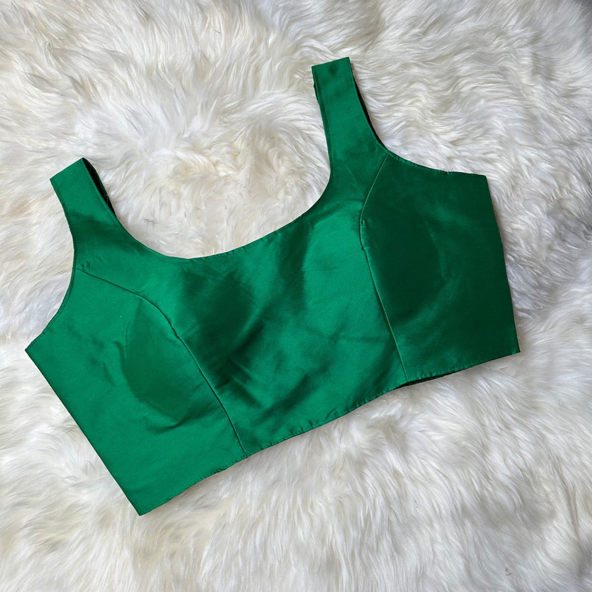 Elegant Emerald Green Silk Blouse - swadeshsouq.com