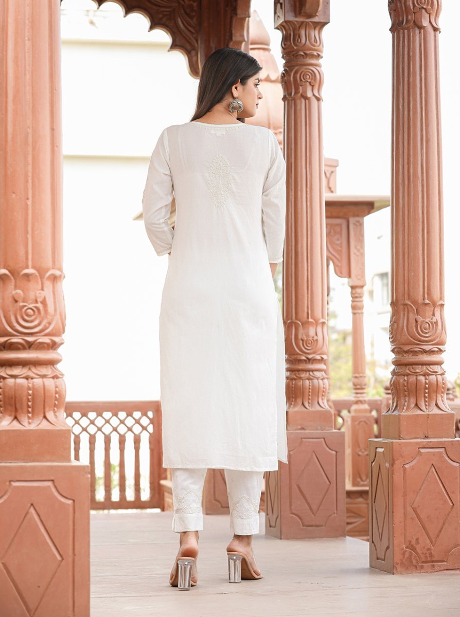 Elegant Off - White Lucknow Chikankari Cotton Kurta Set with Dupatta - swadeshsouq.com