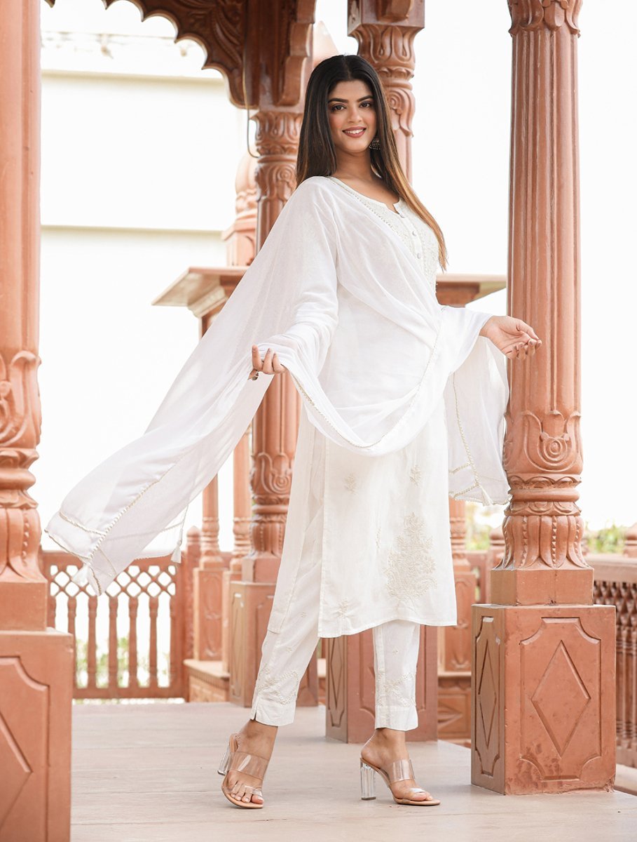 Elegant Off - White Lucknow Chikankari Cotton Kurta Set with Dupatta - swadeshsouq.com