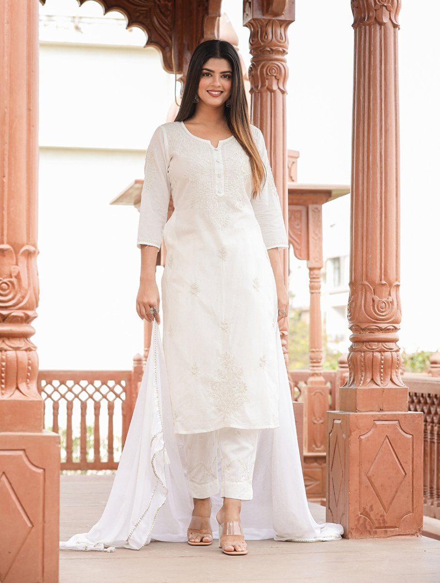 Elegant Off - White Lucknow Chikankari Cotton Kurta Set with Dupatta - swadeshsouq.com