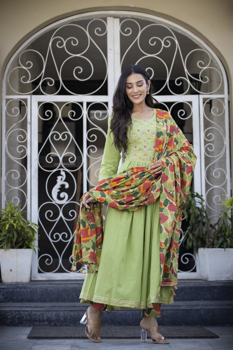 Green Garden Floral Embroidered Cotton Suit Set - swadeshsouq.com