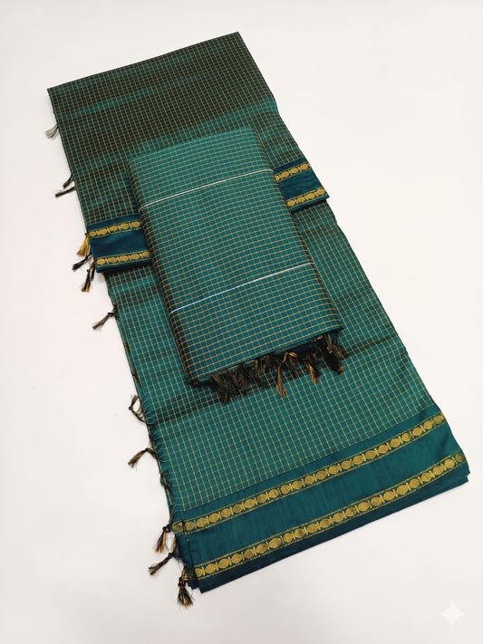 Graceful Green Silk Cotton Saree with Traditional Rettapet Zari Border