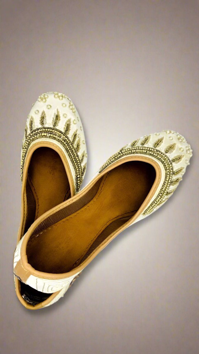 Handcrafted Ivory Embroidered Juttis | Elegant Ethnic Footwear for Women - swadeshsouq.com