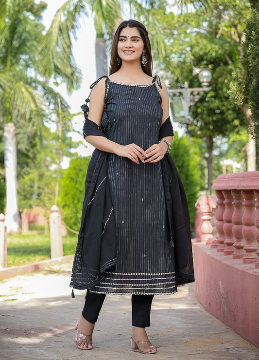 Midnight Sparkle Black Lurex Sleeveless Cotton Kurta Pant Set with Dupatta - swadeshsouq.com