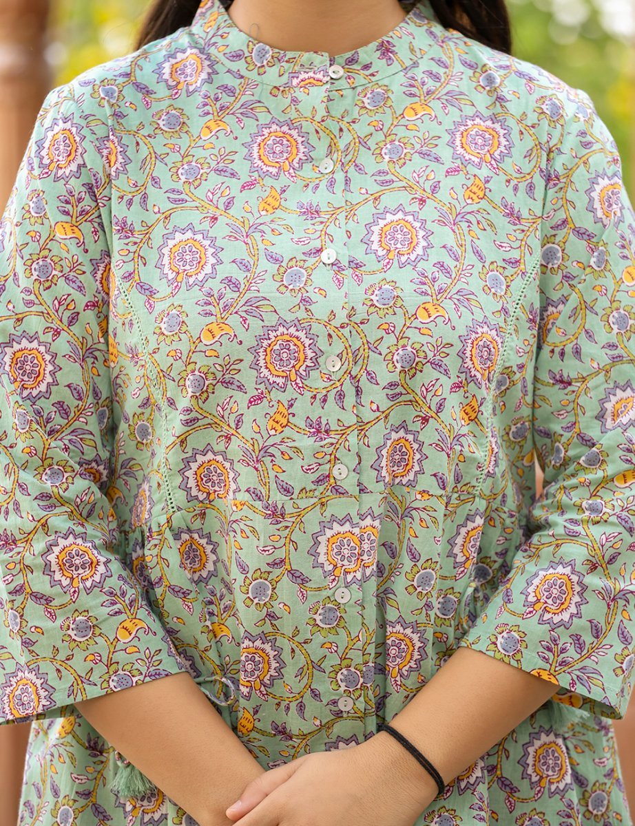 Verdant Harmony Green Printed Cotton Top - swadeshsouq.com