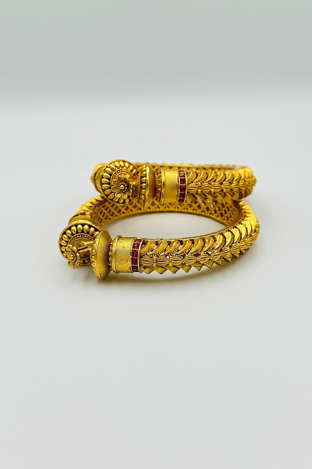 Antique Finish Kada Bangles Set with Kemp Stones - swadeshsouq.com