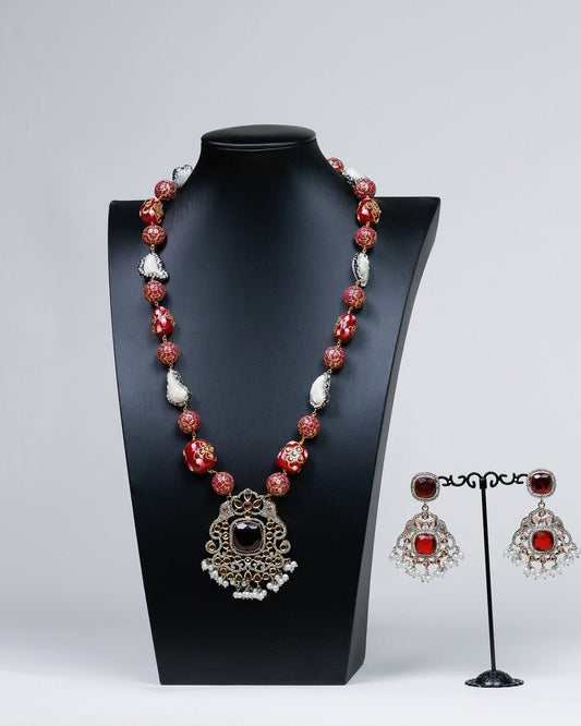 Coral Elegance: Handcrafted Bead & Pendant Ensemble - swadeshsouq.com