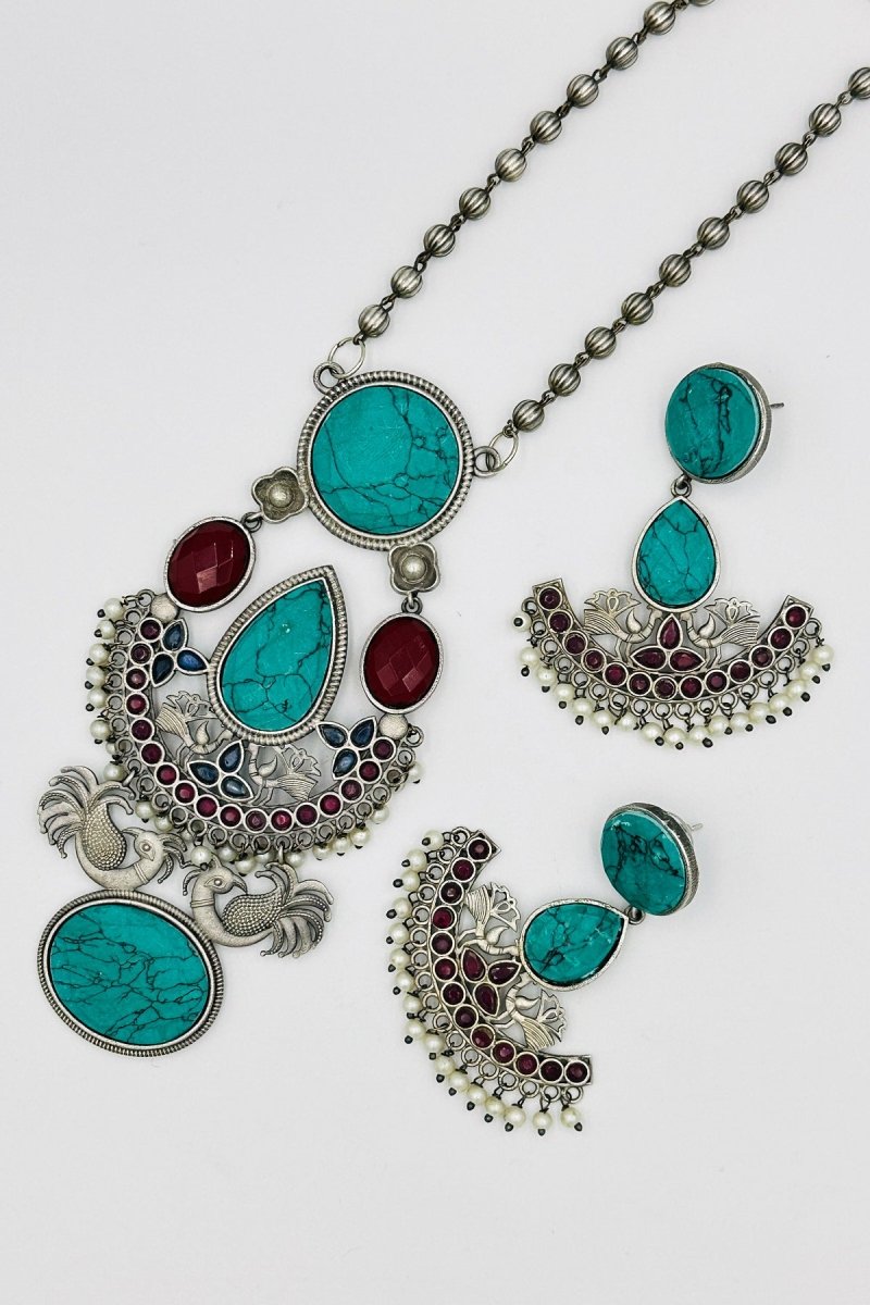 Crimson Tide & Feroza Elegance: Exquisite Silver Necklace Set - swadeshsouq.com