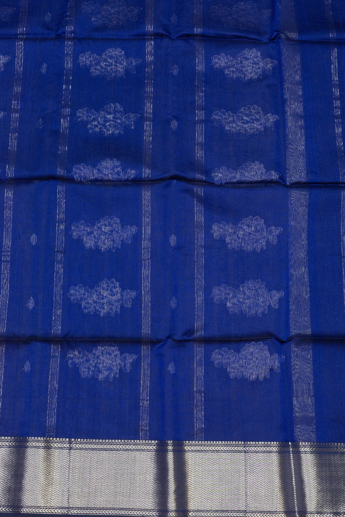 Deep Blue Maheshwari: Silver Zari Butti & Pallu - swadeshsouq.com