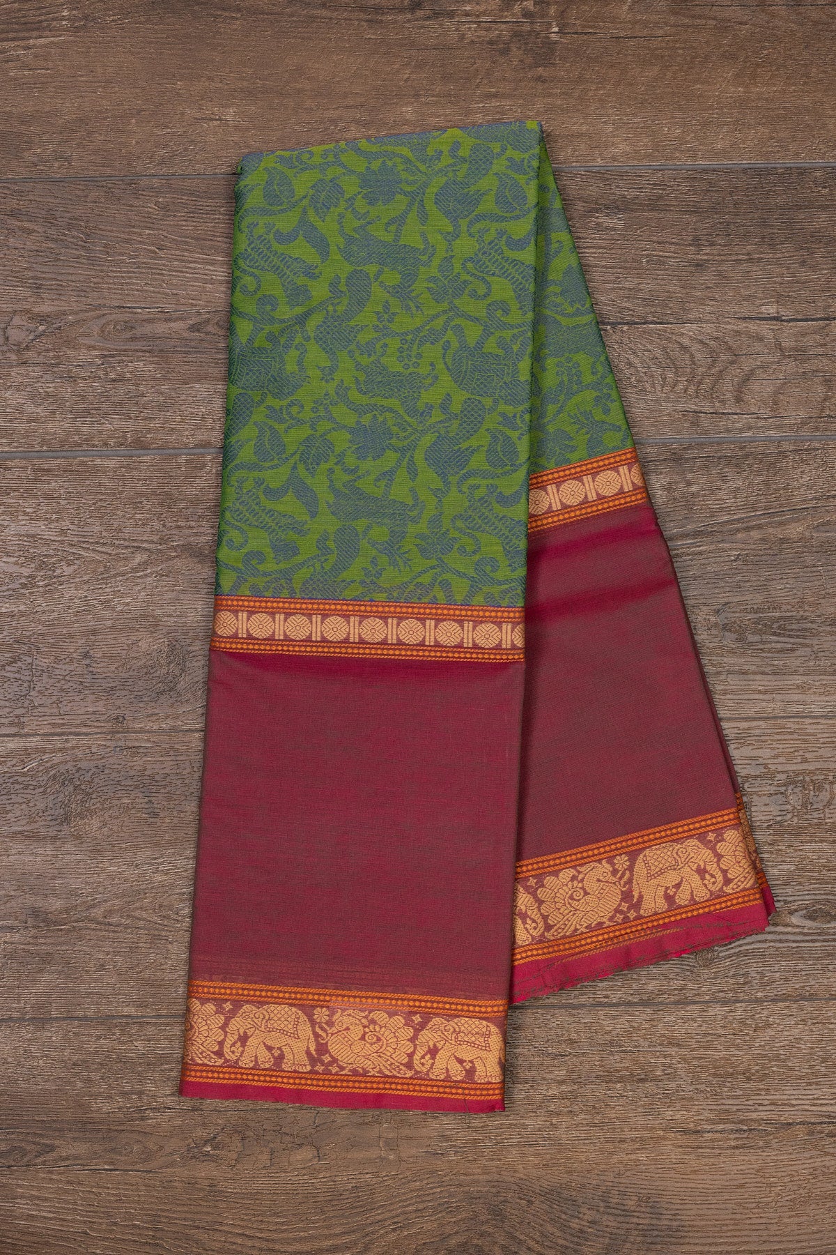 Enchanting Contrasts: Lime Green and Pink Vanasingaram Saree - swadeshsouq.com