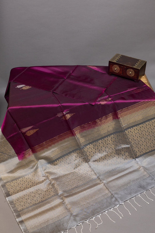 GLIMMERING SPLENDOR: MAGENTA AND BRIGHT SILVER KANJEEVARAM SILK SAREE - swadeshsouq.com