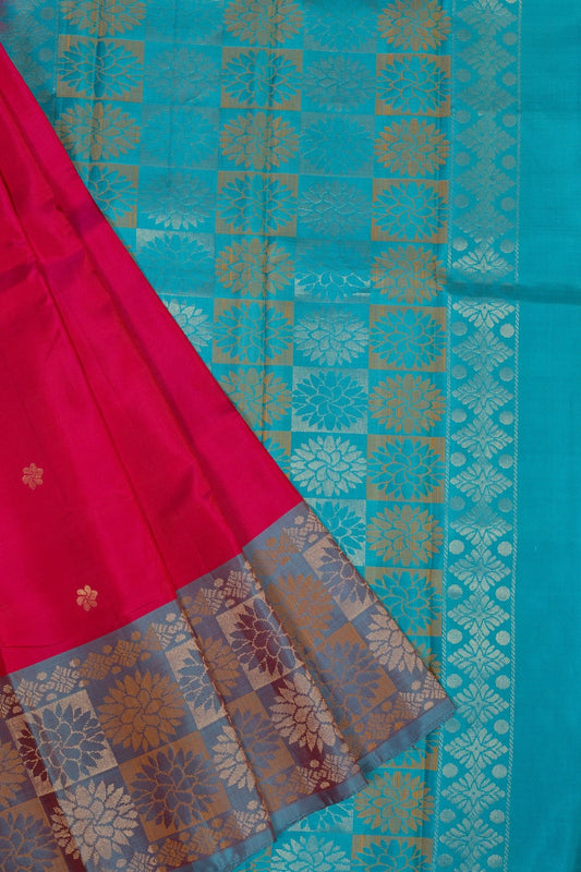 GLISTENING GRACE: PINK AND GOLD DUAL TONED KANJEEVARAM SILK SAREE WITH PEACOCK BLUE ZARI BORDER - swadeshsouq.com