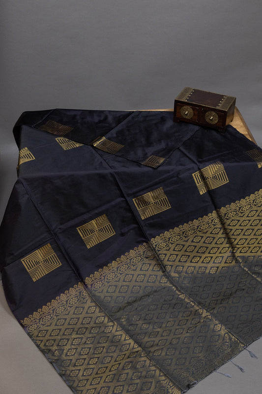 Gracious Twilight: Semi Silk Kanjeevaram Saree in Black & Grey - swadeshsouq.com