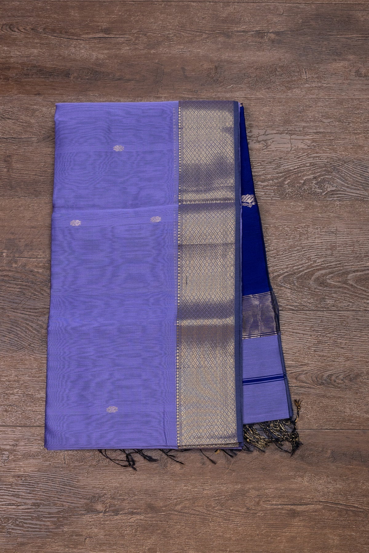 Lotus Loom: Lavender & Blue Maheshwari Saree - swadeshsouq.com