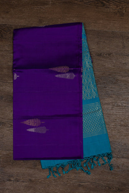 MAJESTIC MELANGE: DEEP PURPLE AND TURQUOISE BLUE KANJEEVARAM SILK SAREE - swadeshsouq.com