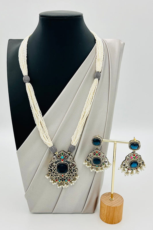 Multicolour Pendant Set: Pearl Mala Elegance with Silver Majesty - swadeshsouq.com