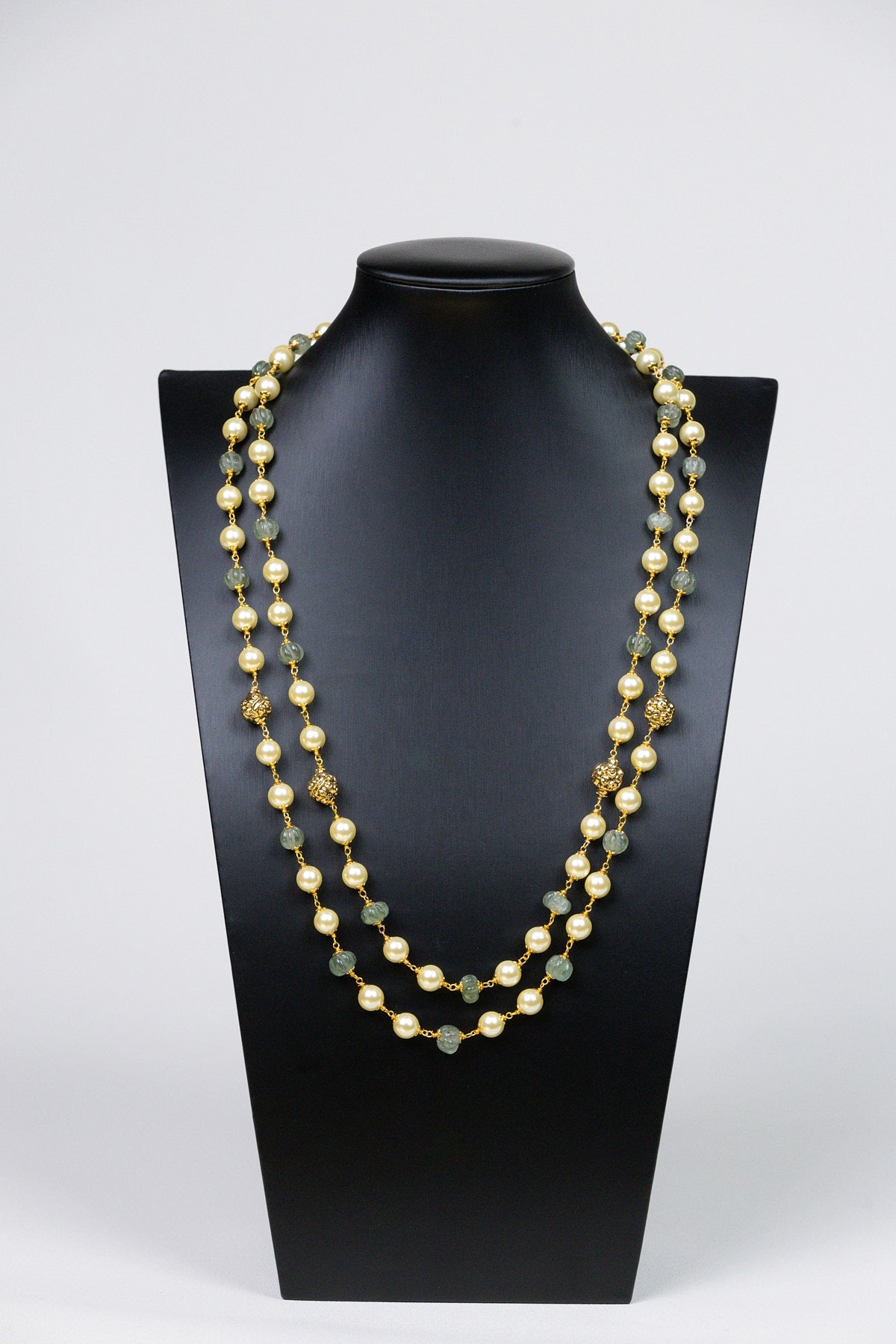 Pearl-Adorned Beadwork Necklace - swadeshsouq.com