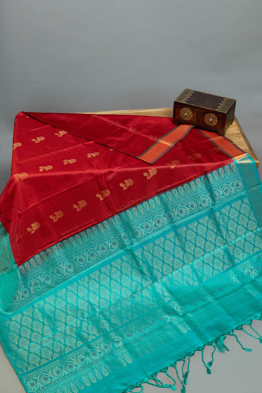 REGAL ENCHANTMENT: RED AND PERSIAN GREEN KANJEEVARAM SOFT SILK SAREE - swadeshsouq.com