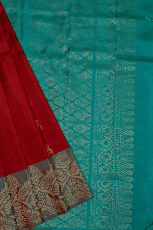 REGAL ENCHANTMENT: RED AND PERSIAN GREEN KANJEEVARAM SOFT SILK SAREE - swadeshsouq.com