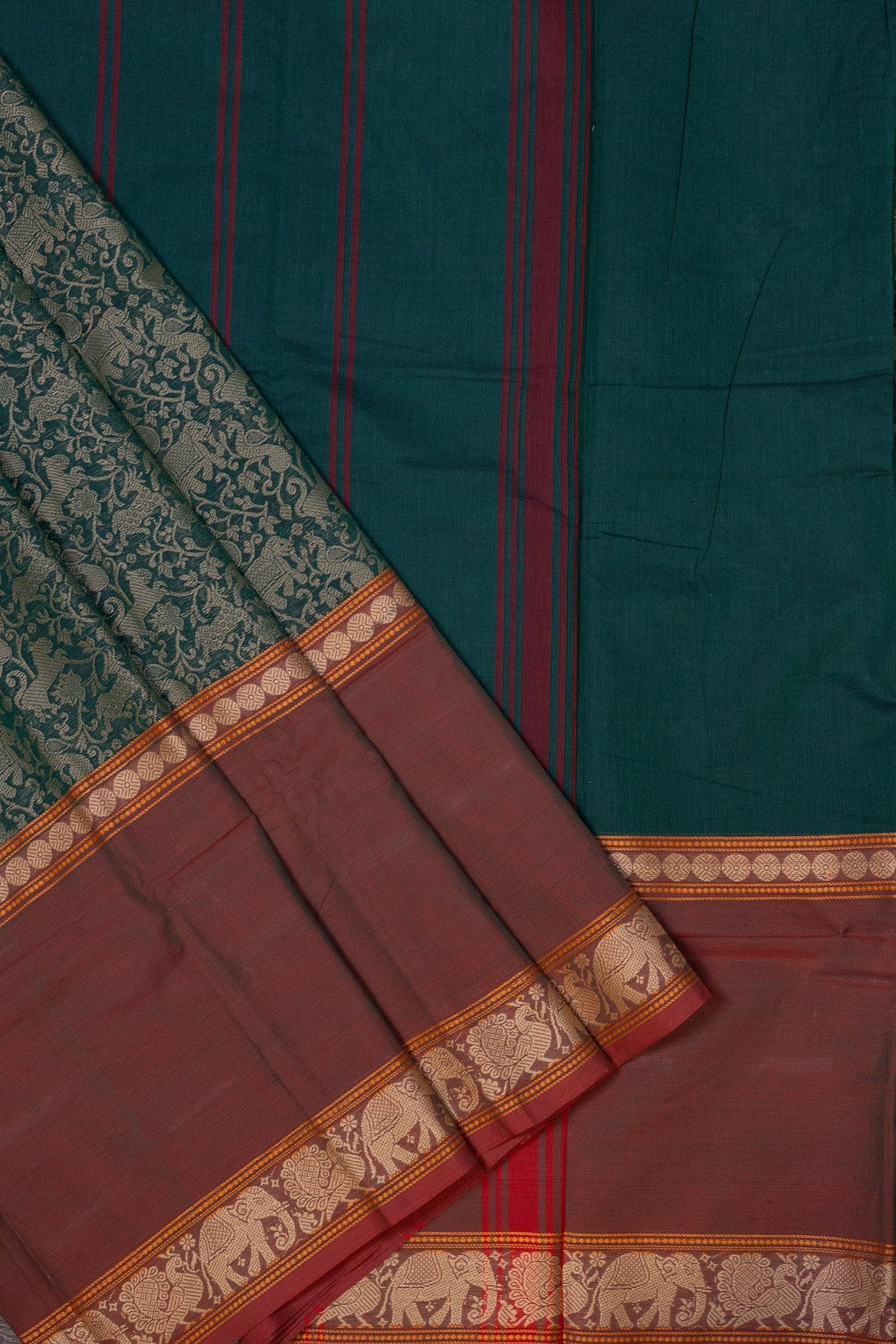 Regal Harmony: Green and Maroon Vanasingaram Saree - swadeshsouq.com