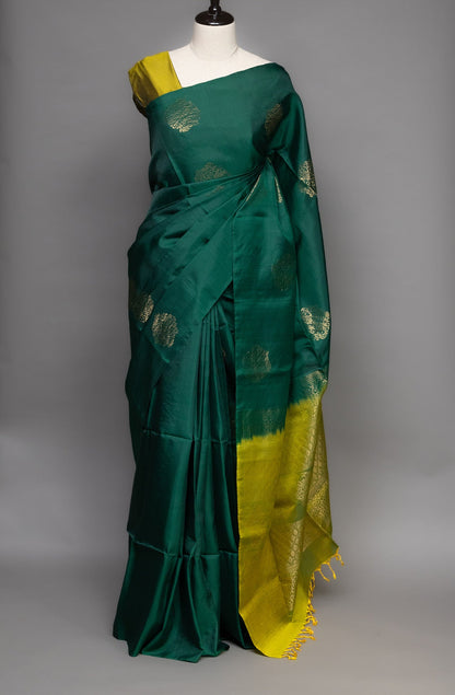 TIMELESS BEAUTY: GREEN AND MUSTARD YELLOW KANJIVARAM SILK SAREE - swadeshsouq.com