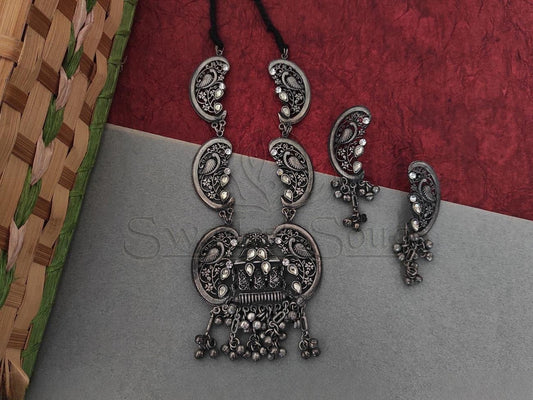 Timeless Elegance: The Antique Oxidized Silver Peacock Necklace. - swadeshsouq.com