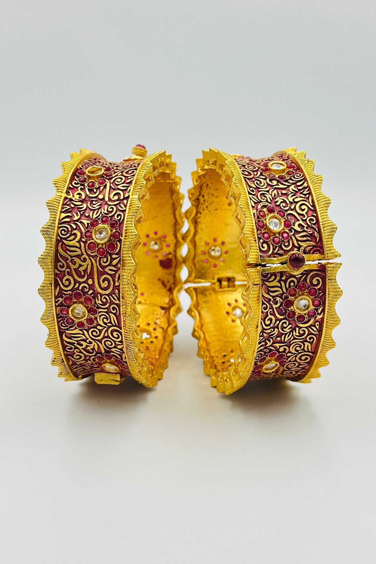 Unleash the Splendor of Vintage Glamour with Our Antique Design Bangles in Rani Pink and Gold. - swadeshsouq.com