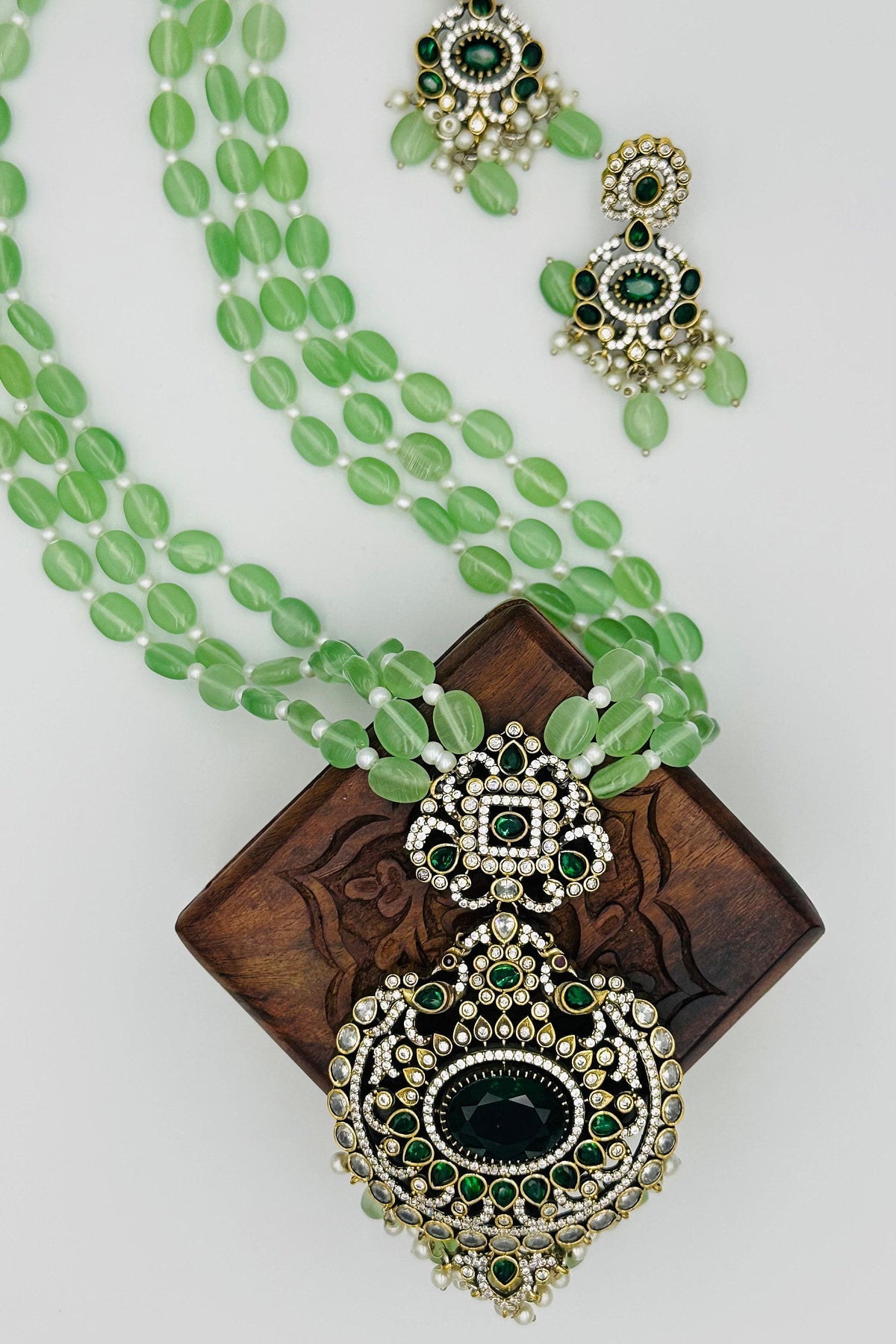 Victorian Sea Green Necklace Set with Brass Pendant - swadeshsouq.com