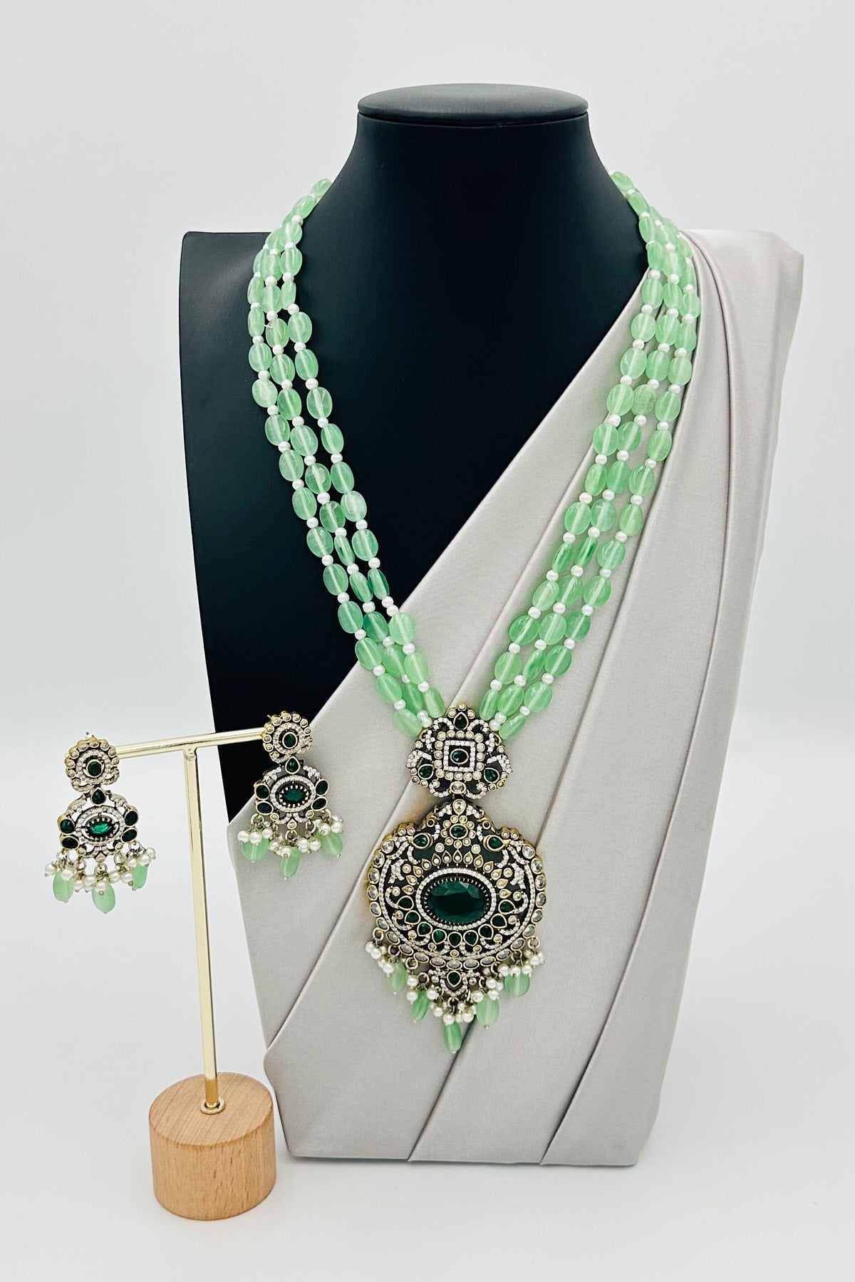 Victorian Sea Green Necklace Set with Brass Pendant - swadeshsouq.com