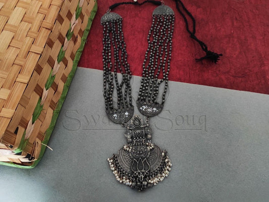 Oxidized silver necklace set with black finish & pearls. Vintage sophistication at Swadeshsouq.com.